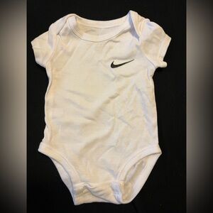 2 Nike White Infant Bodysuit